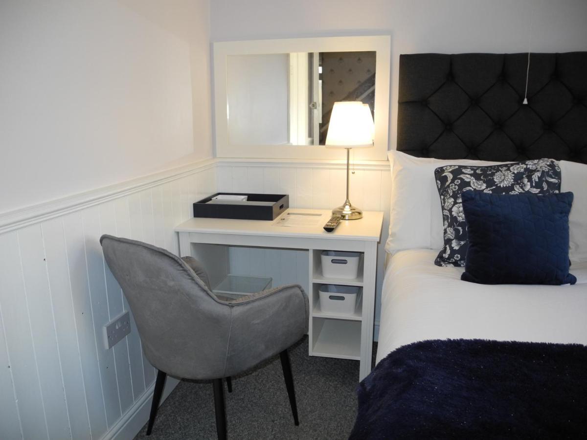 Heathcliff House B&B Exclusively For Adults Free Large Carpark Torquay Exterior foto