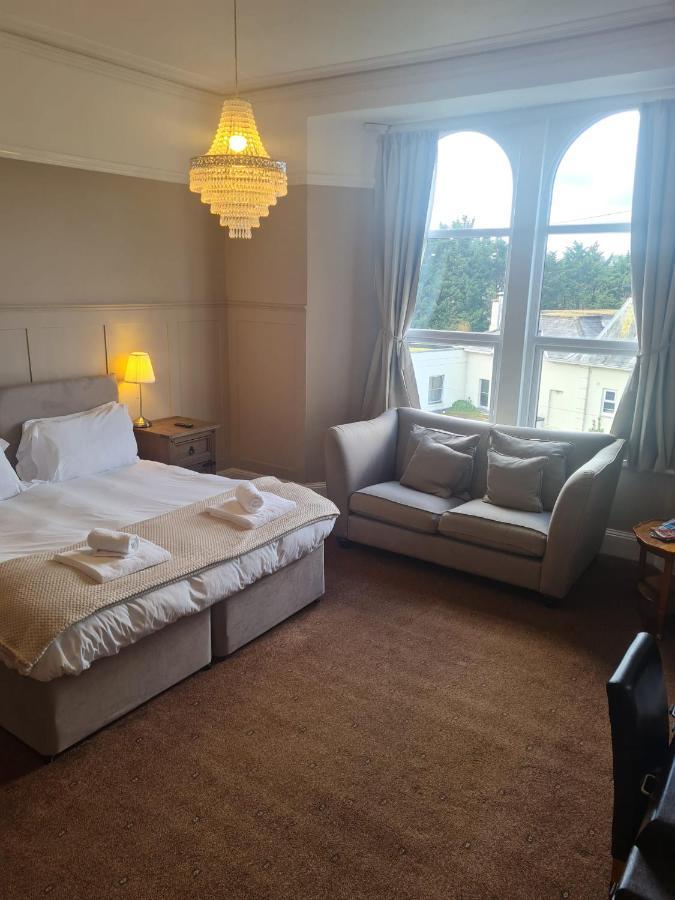Heathcliff House B&B Exclusively For Adults Free Large Carpark Torquay Exterior foto