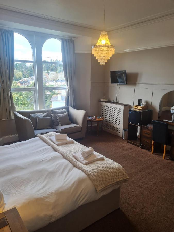 Heathcliff House B&B Exclusively For Adults Free Large Carpark Torquay Exterior foto